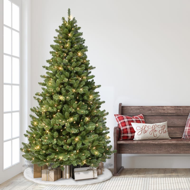 Puleo International 7.5' Pre-Lit Vermont Spruce Christmas Tree