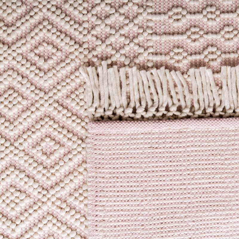 SAFAVIEH Handmade Natura Estel Wool Fringe Rug