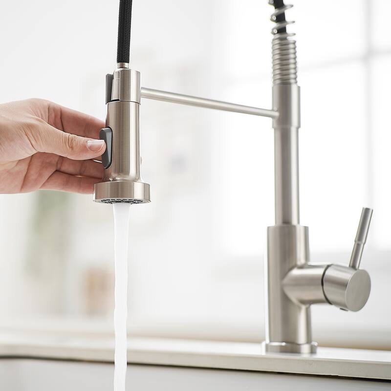 Single-Handle Pull Down Sprayer Kitchen Faucet in Brushed Nickel