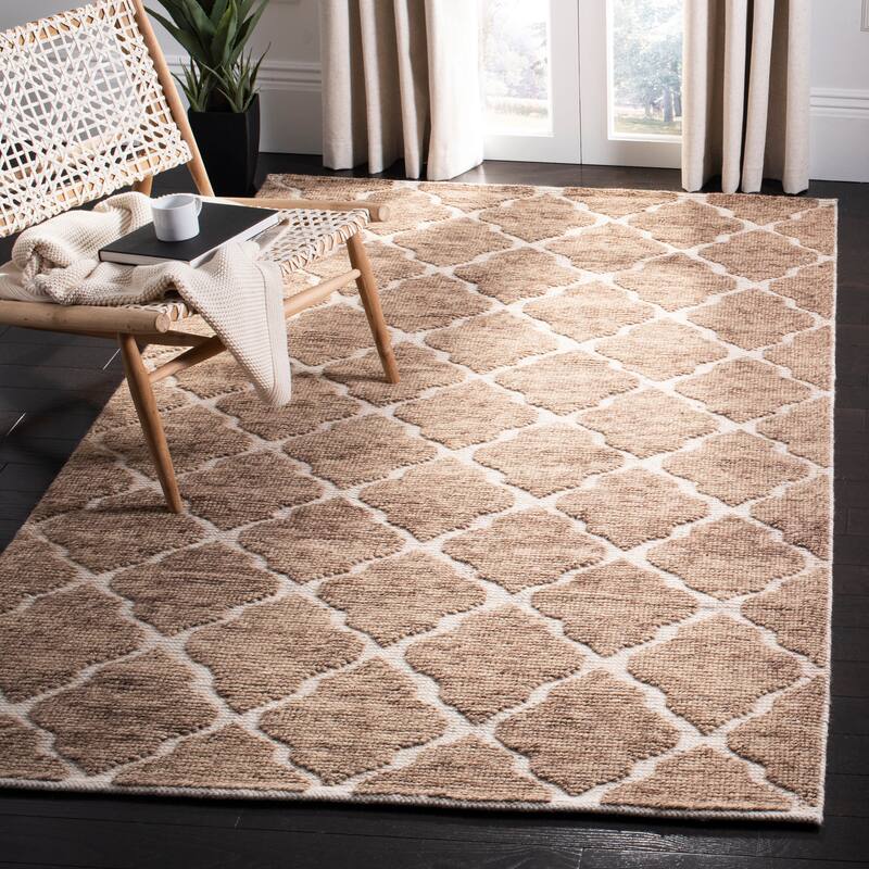 Martha Stewart by SAFAVIEH Handmade Vermont Wool Rug - 4' x 6' - Beige/Ivory