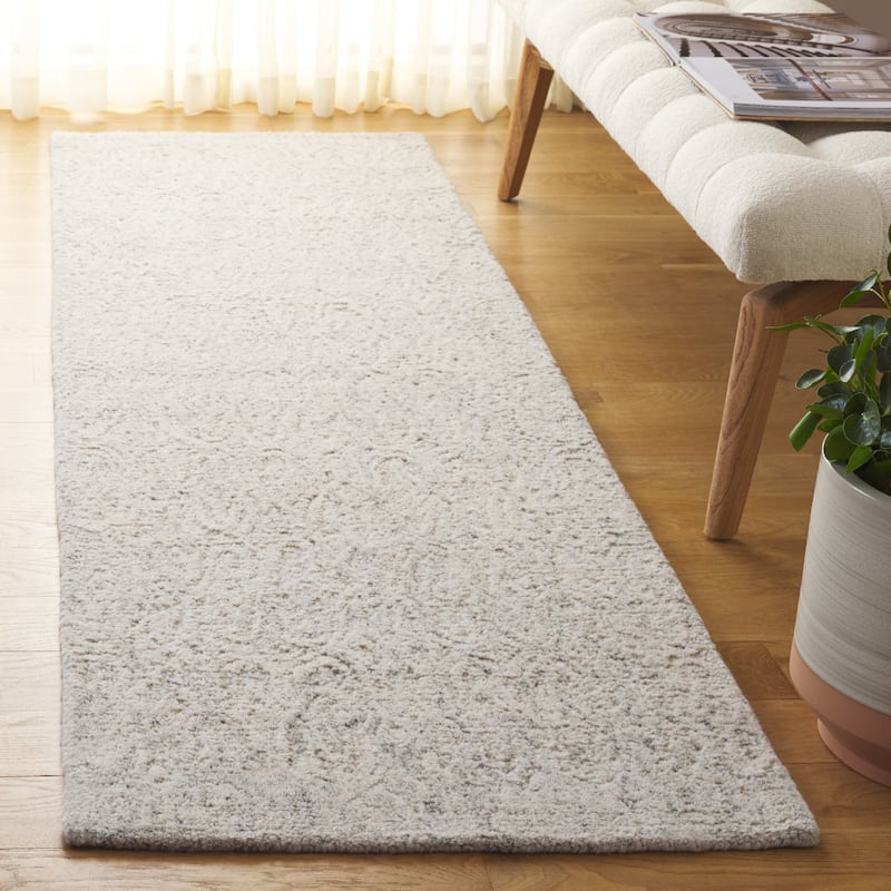 SAFAVIEH Handmade Pine Arely Modern & Contemporary Wool Rug - 2'3" x 8' Runner - Silver