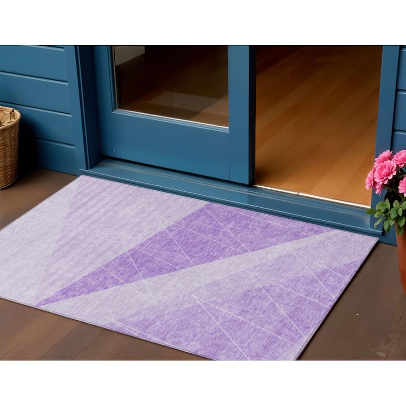 HomeRoots Geometric Transitional Rectangle Outdoor Rug - 3' x 5'