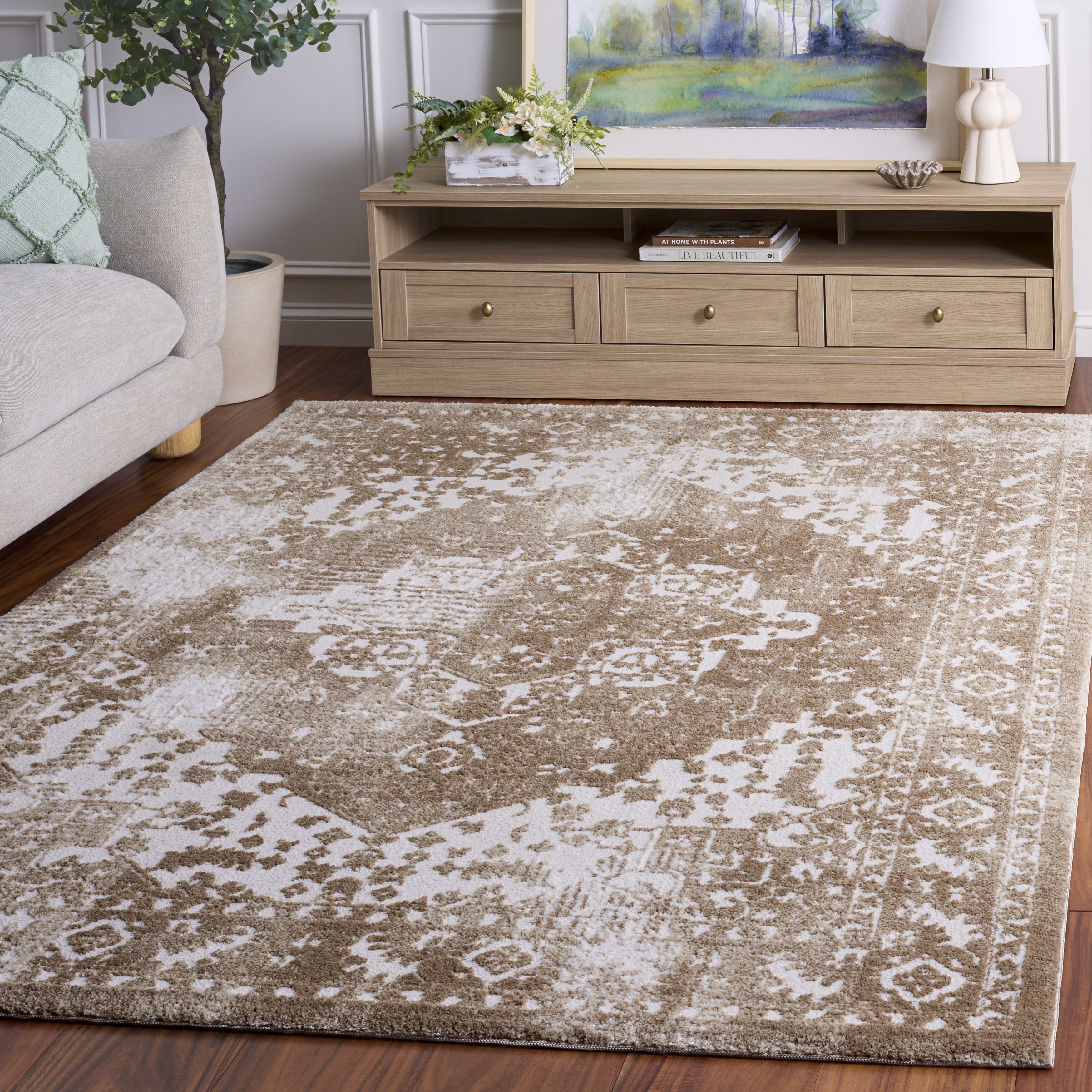 SAFAVIEH Lunara Miwa Distressed Medallion Area Rug