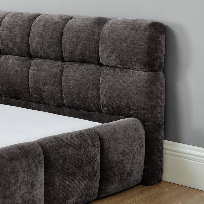 King size Upholstered Bed Frame with Thick Fabric, Chenille Fabric Grounded Queen Size Platform Bed with Headboard