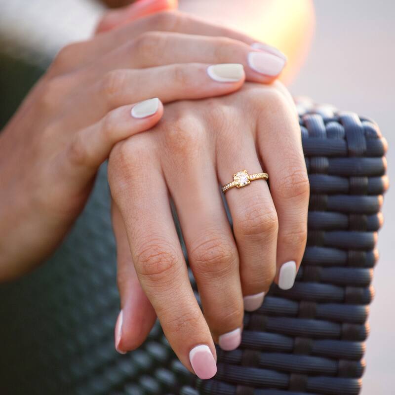 Miadora 1 1/7ct TDW Diamond Engagement Ring in 14k Yellow Gold