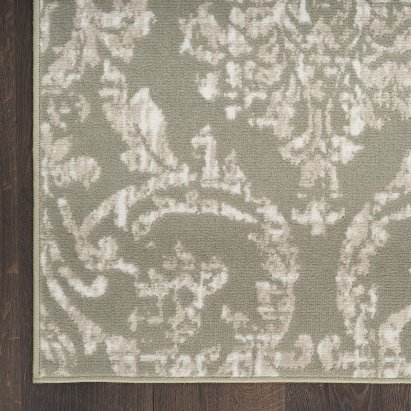 Power Loomed Distressed Non Skid Stain Resistant Area Rug - 118' X '94' X '0.5