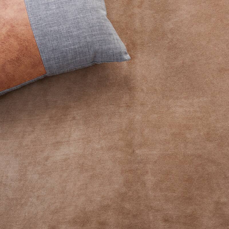 SAFAVIEH Handmade Cow Hide Radomila Cabin & Lodge Rug