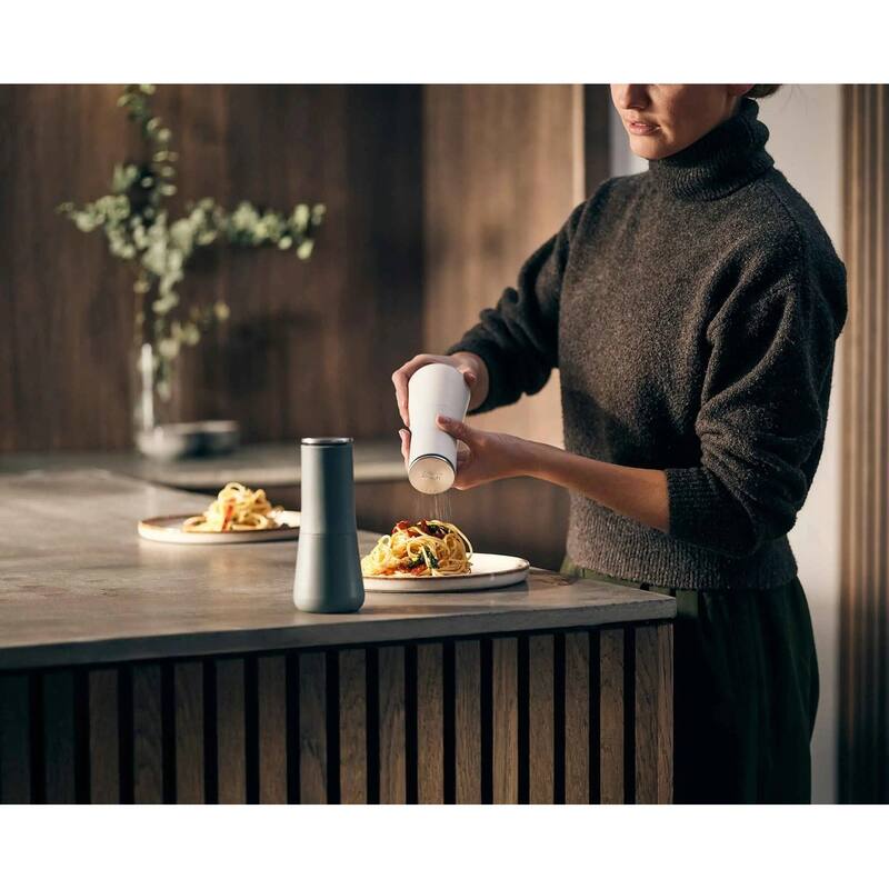 Joseph Joseph Milltop Non-spill Salt & Pepper Shaker Set