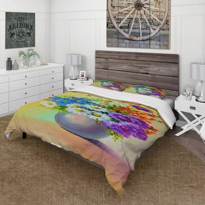 Designart 'Still Life A Bouquet Of Blue Red & White Flowers' Traditional Duvet Cover Set