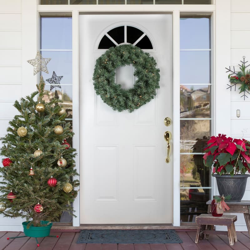 Colorado Blue Spruce Artificial Christmas Wreath, 24", Clear Lights