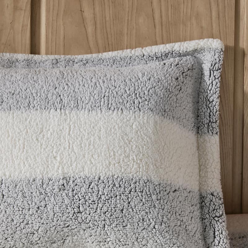 Madison Park Asher Green/Ivory Sherpa Comforter Set