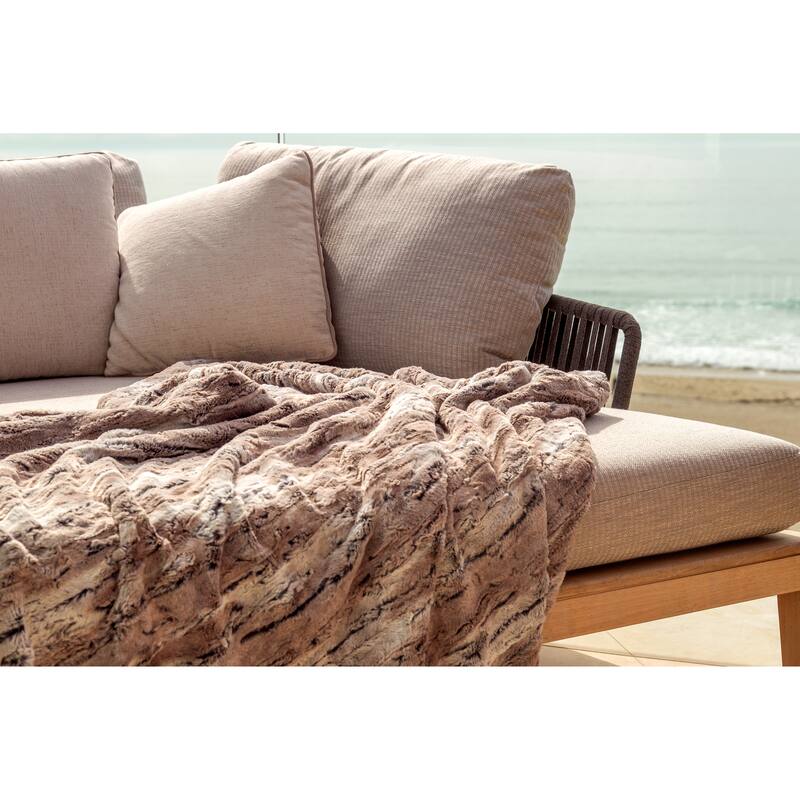 Mammoth Memories Luxury Blanket