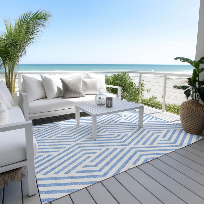 Machine Washable Indoor/ Outdoor Modern Diamonds Chantille Rug - 8' x 10' - Denim