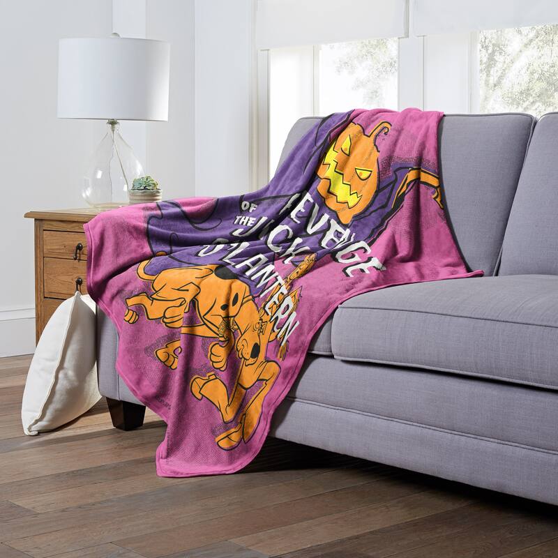 Warner Brothers Scooby Doo Revenge of Jack Silk Touch Throw Blanket
