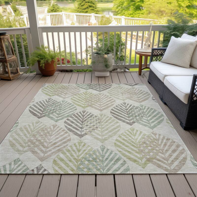 Machine Washable Indoor/ Outdoor Chantille Casual Palm Leaf Rug - Taupe - 3' x 5'