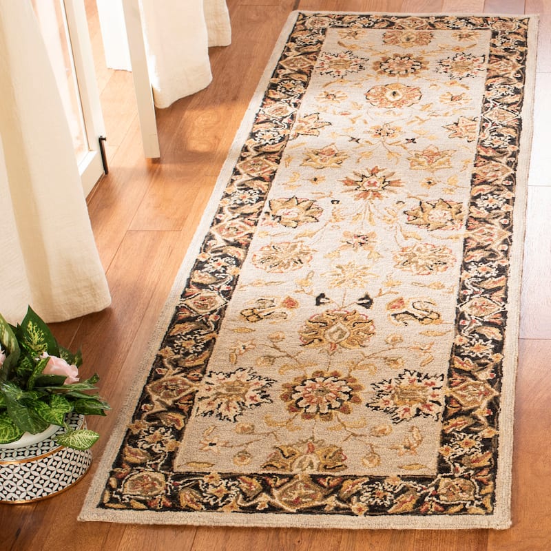 SAFAVIEH, Handmade Chelsea Maialen French Country Wool Rug - 2'6" x 4' - Light Blue/Black
