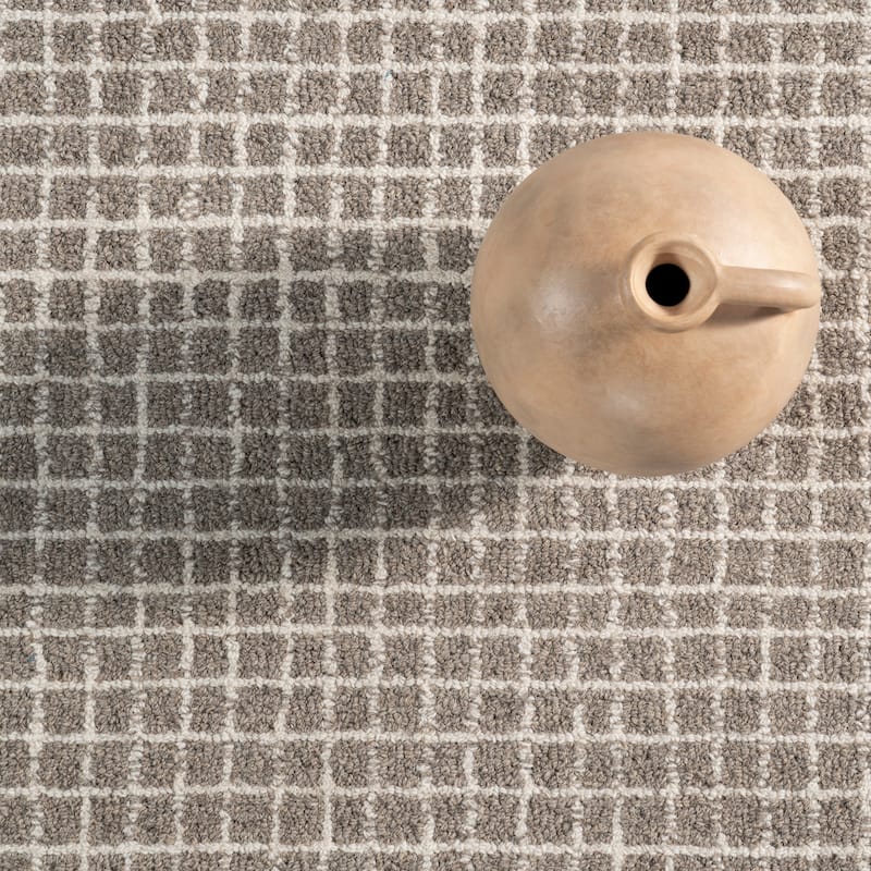Nuloom Melrose Checked Wool Area Rug
