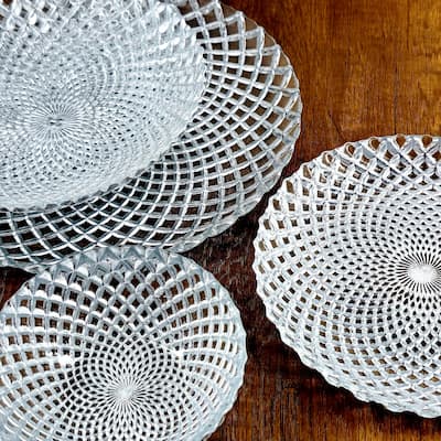 Unique Diamond Pattern Glass Dinner Set Perfect for Everyday Dining and Special Occasions
