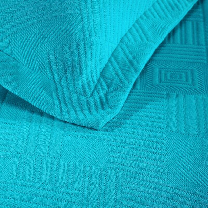 Superior Geometric Fret Cotton Decorative Bedspread Set