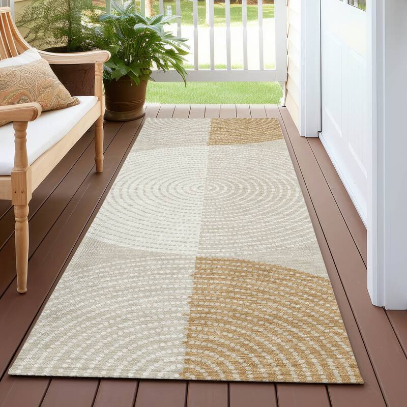 Machine Washable Indoor/ Outdoor Casual Circles Chantille Rug - Beige - 2'3" x 7'6"
