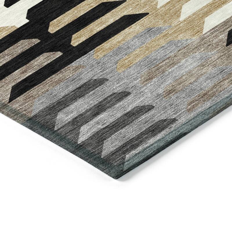 Machine Washable Indoor/ Outdoor Modern Stacks Chantille Rug