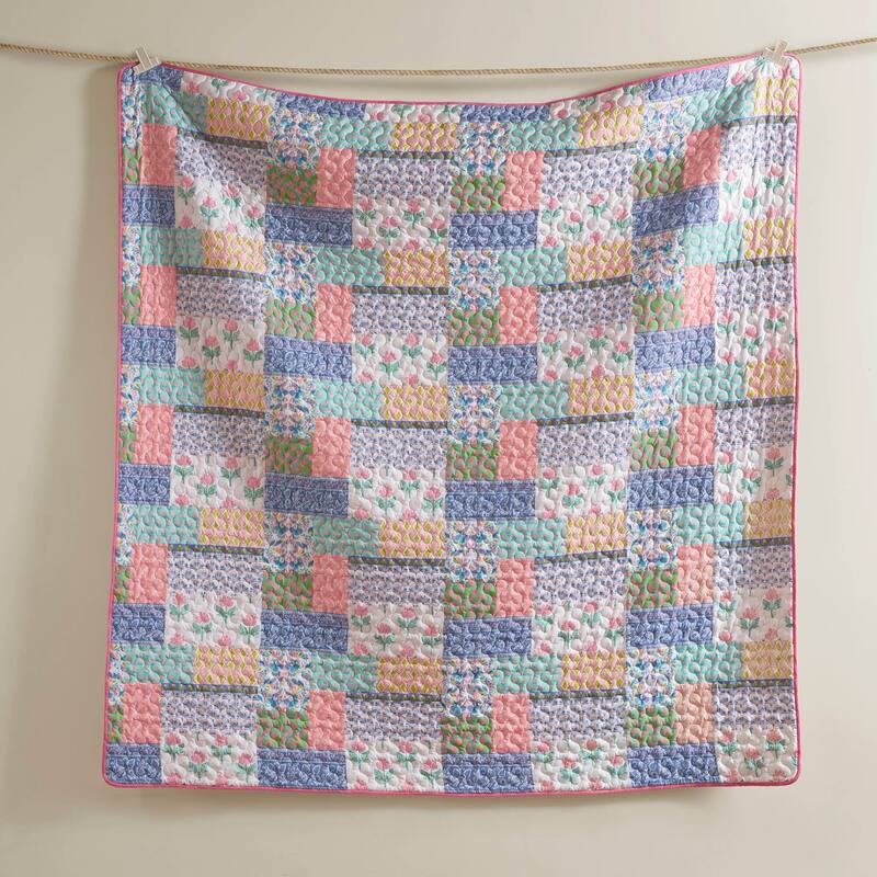 Intelligent Design Nellie Quilt Set