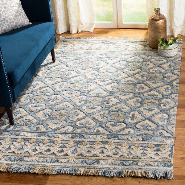 Shop Safavieh Handmade Blossom Omie Modern Floral Wool Rug On