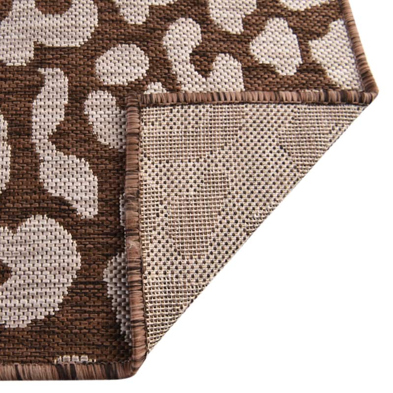 Outdoor Gallery Collection Area Rug