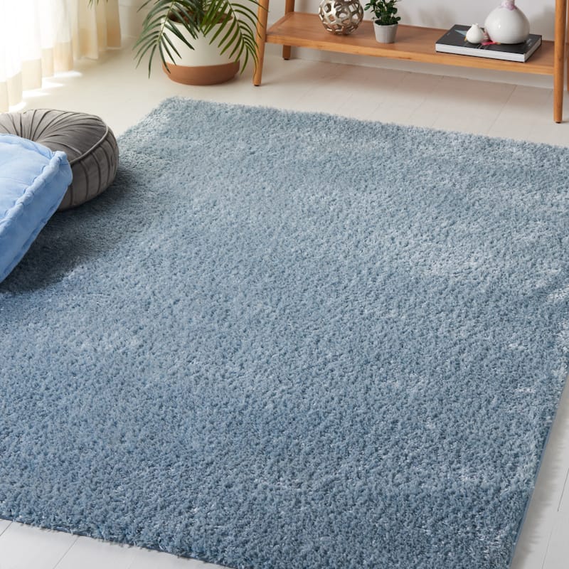 SAFAVIEH Tahoe Shag Indiana Solid 1.2-inch Thick Rug - 4' x 6' - Blue