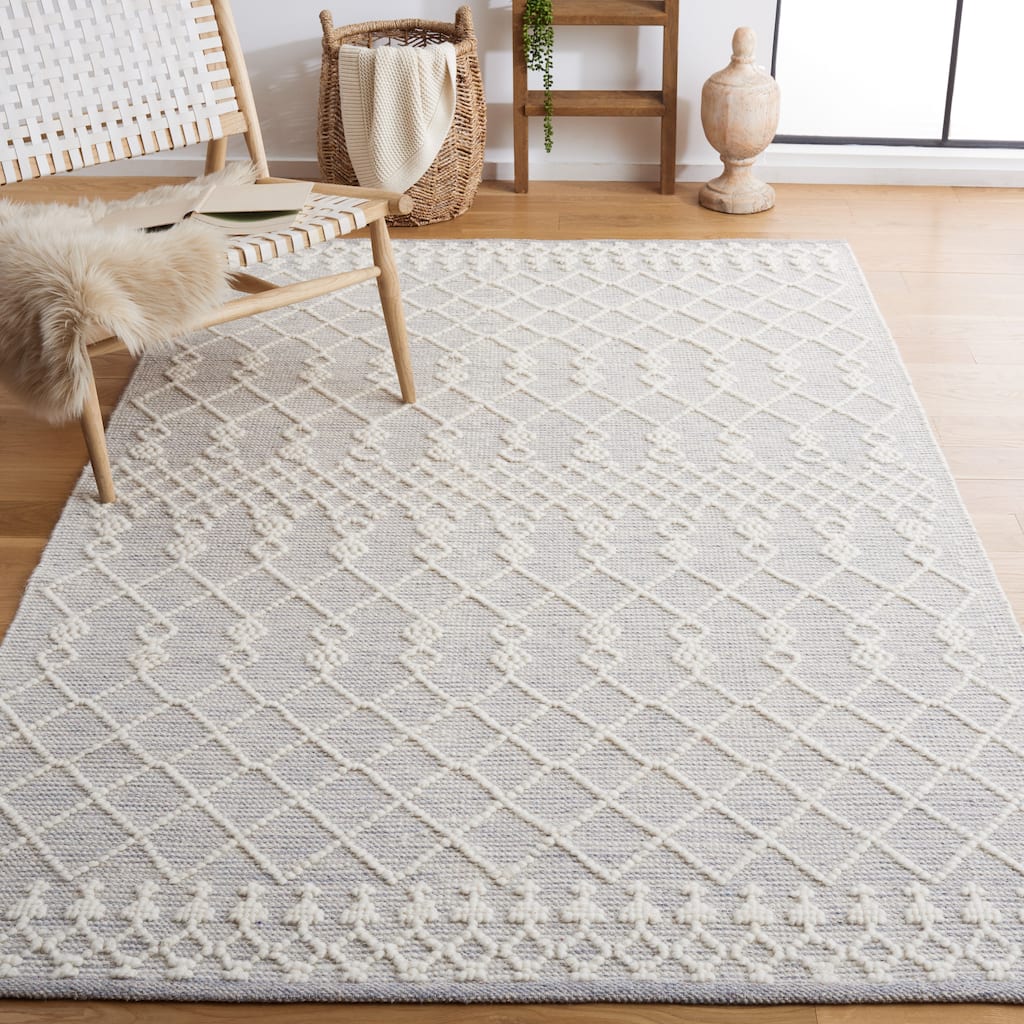 SAFAVIEH Handmade Natura Carys Boho Wool Rug