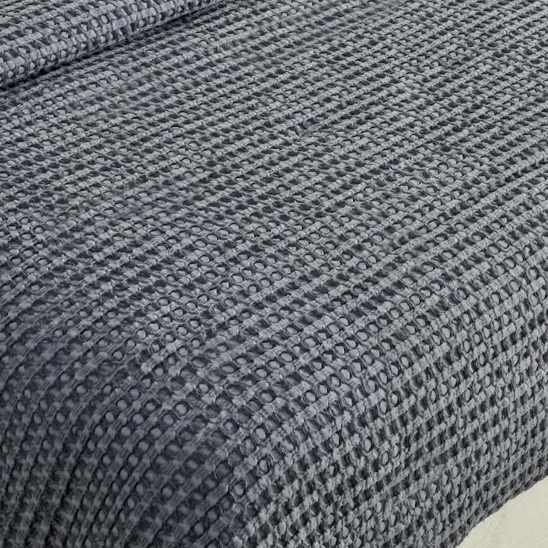 Villa by Classic Home Colmar 3-Piece Linen Blend Quilt Set