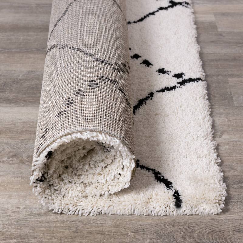 Miley Collection - Black/White Diamonds Soft Touch Rug
