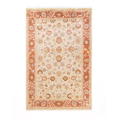 Overton Handknotted Wool Traditional Oriental Ivory Area Rug - 4' x 6'