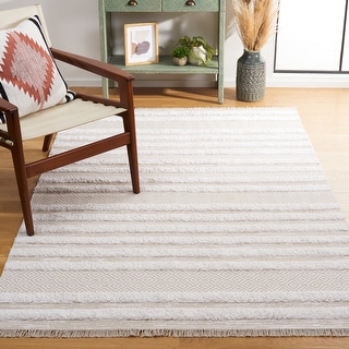 SAFAVIEH Augustine Heleen Stripe Fringe Rug