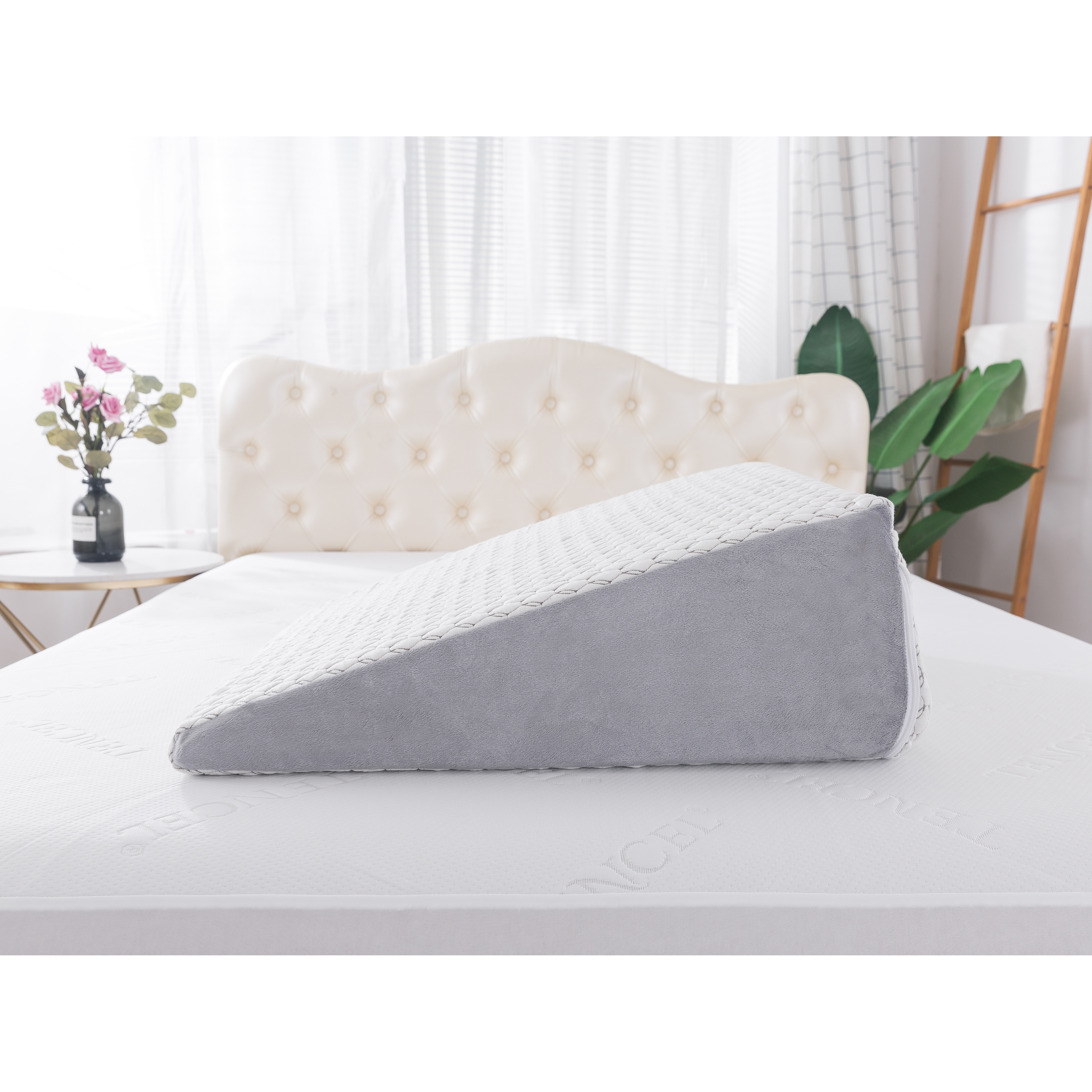 Memory Foam Wedge Pillow with Soft Knit Cover