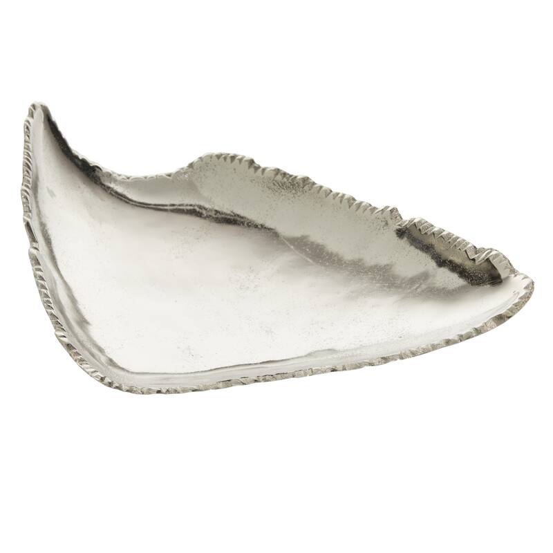 CosmoLiving by Cosmopolitan Silver Aluminum Metal Live Edge Living Room Decor Tray - 16 x 11 x 5
