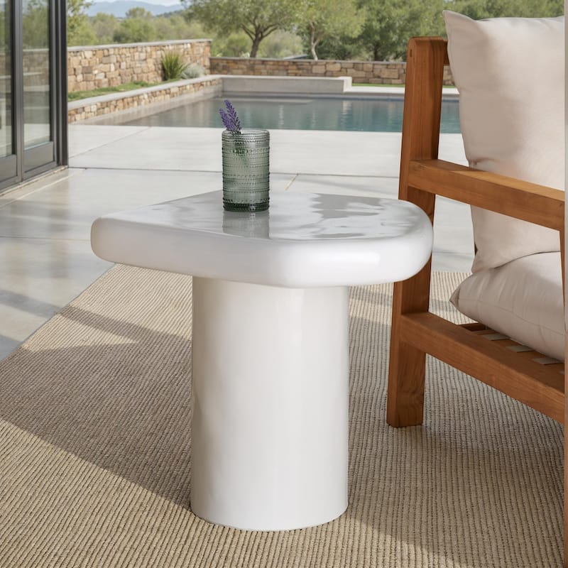 SAFAVIEH Couture Rhianna Concrete Accent Table - 24"W x 22"D x 18"H