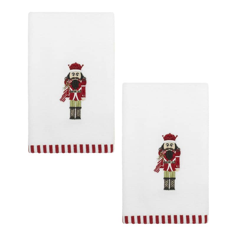 Avanti Peppermint Nutcracker 2-Pack Fingertip Towel