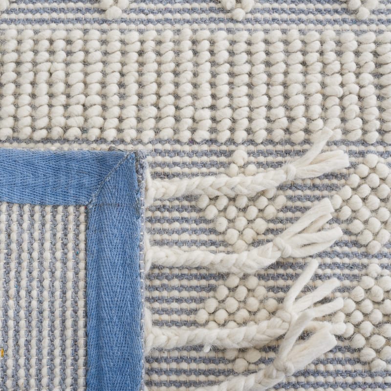 SAFAVIEH Handmade Natura Miradie Wool Braided Tassel Rug