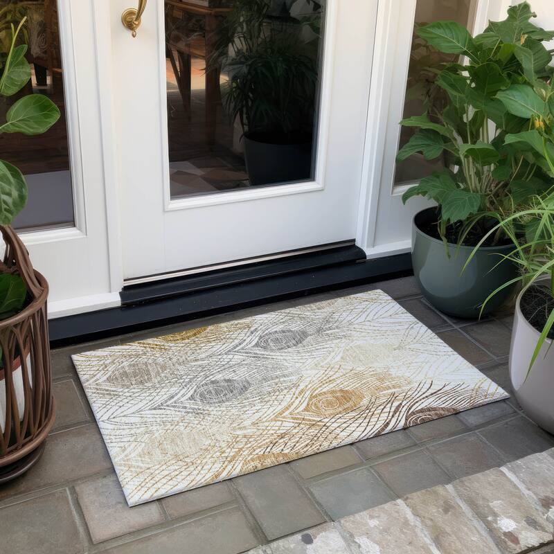 Machine Washable Indoor/ Outdoor Modern Peacock Chantille Rug - Ivory - 1'8" x 2'6"