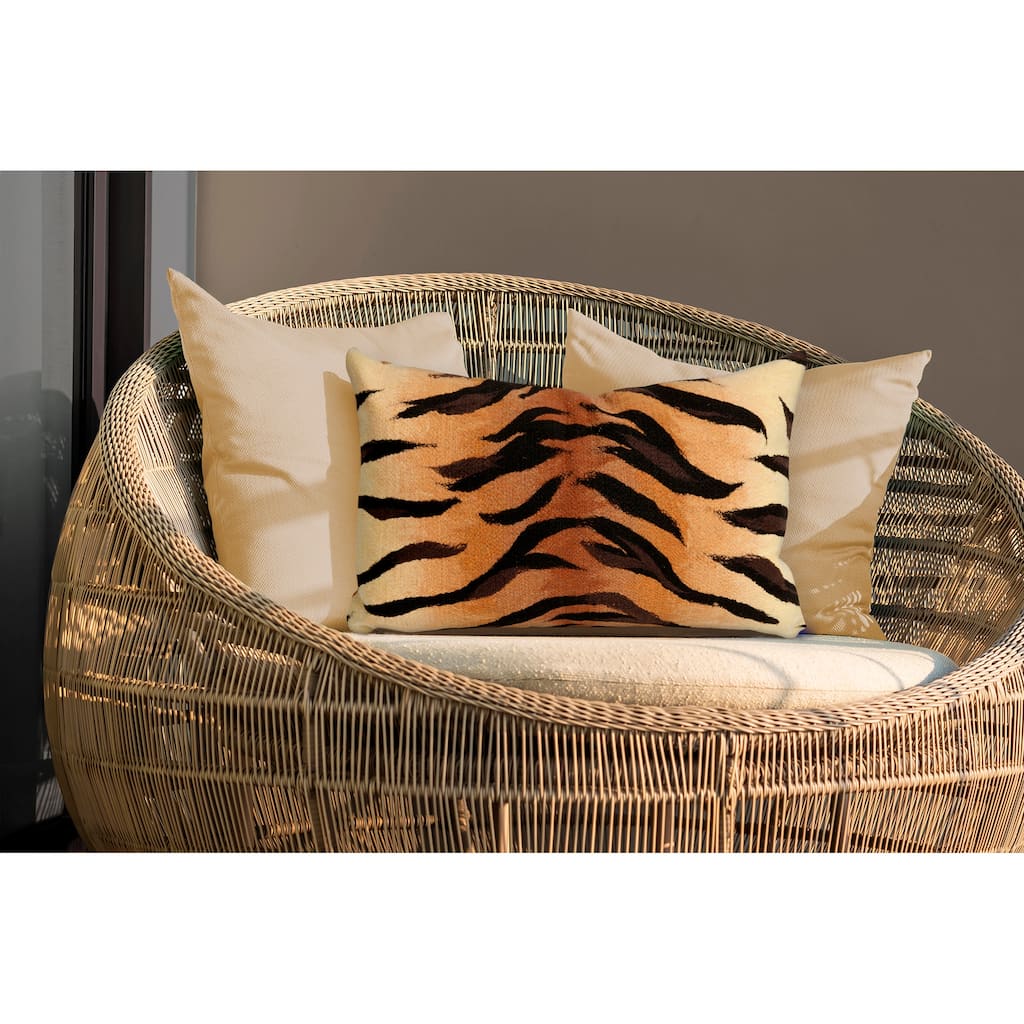 Liora Manne Visions I Tiger Indoor/Outdoor Pillow Brown 12"X20"