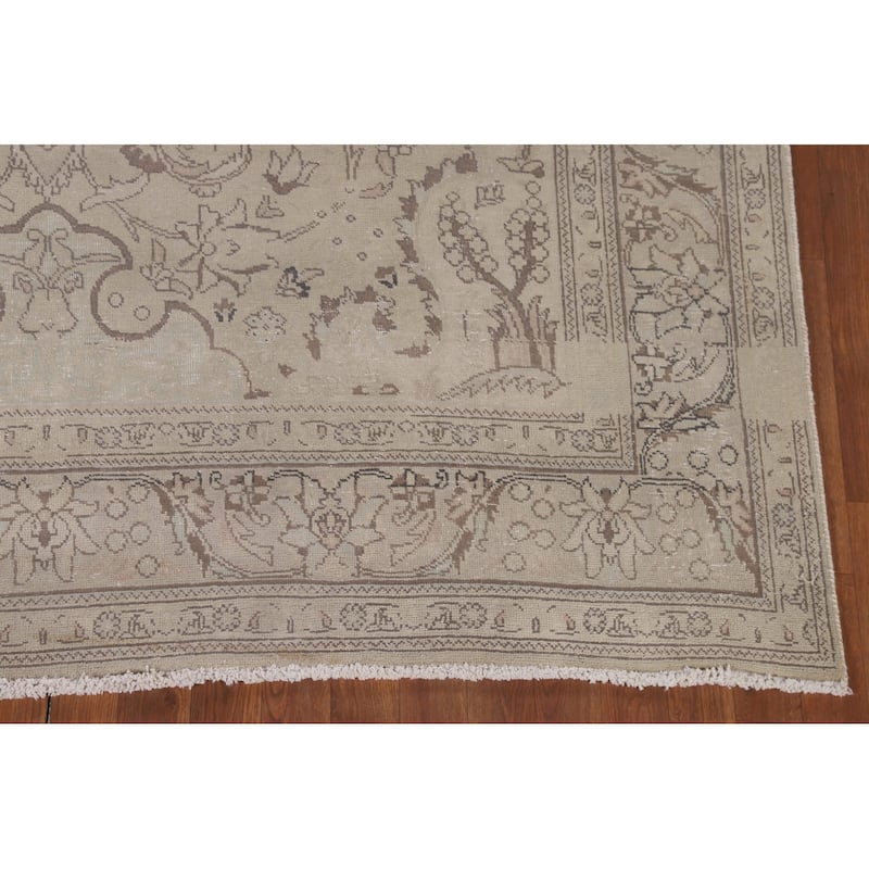 Traditional Tabriz Persian Vintage Rug Hand-Knotted Beige Wool Carpet - 6'6"x 9'7"