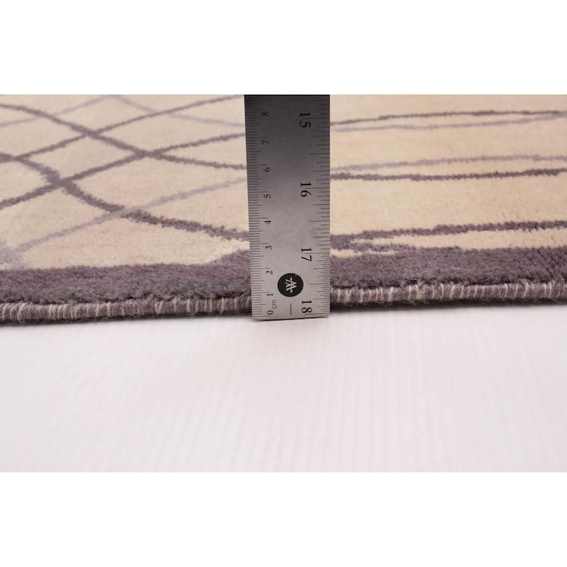ECARPETGALLERY Machine Woven Lotus Mod Ivory Wool Rug - 6'0 x 9'0