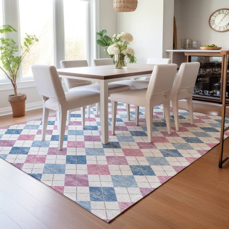 Machine Washable Indoor/ Outdoor Modern Plaid Chantille Rug
