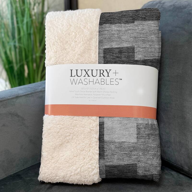 Premium Machine Washable Modern Blocks Sherpa Throw Blanket