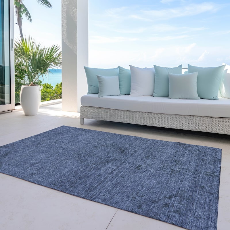 Machine Washable Indoor/ Outdoor Vintage Traditional Chantille Rug