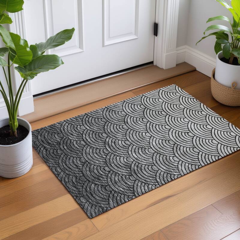 Machine Washable Indoor/ Outdoor Contemporary Poppy Chantille Rug