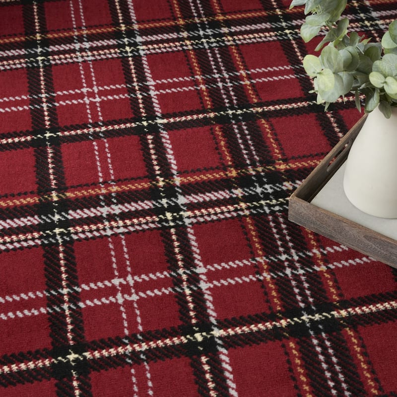 Lifuh Power Loomed Traditional Durable Area Rug By HomeRoots