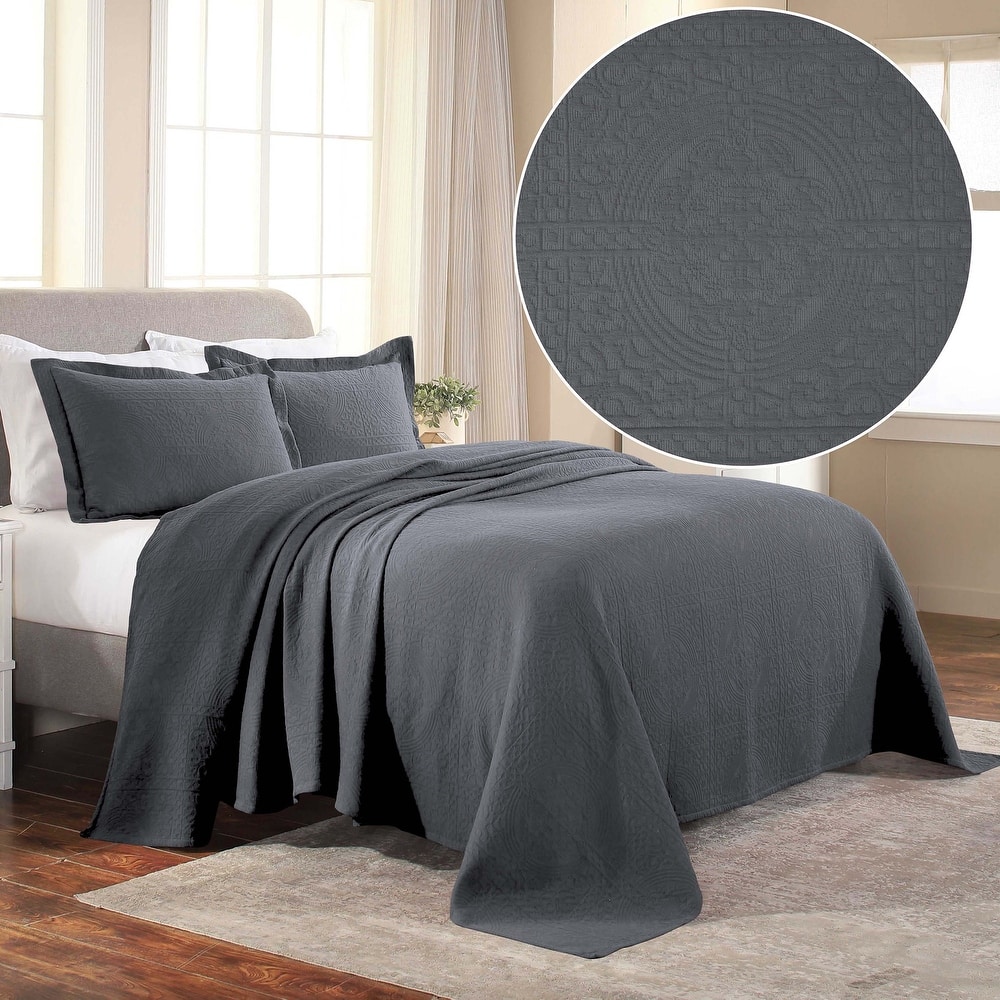 Superior Fleur De Lis Cotton Decorative Bedspread Set