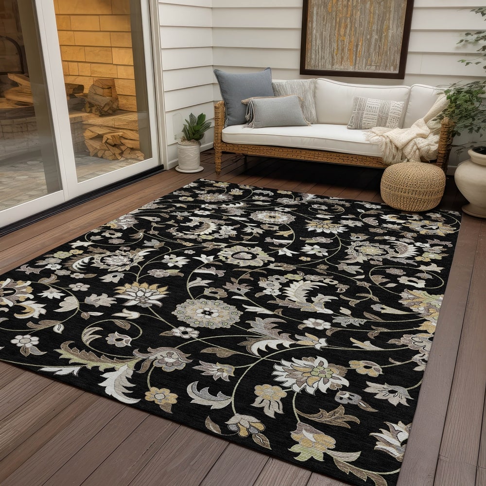 Machine Washable Indoor/ Outdoor Traditional Chantille Rug